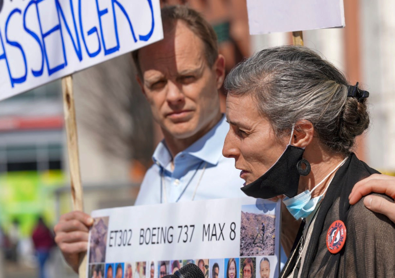 Michael Stumo and Nadia Milleron protest in DC